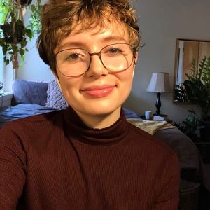 Meet your Posher, Elizabeth